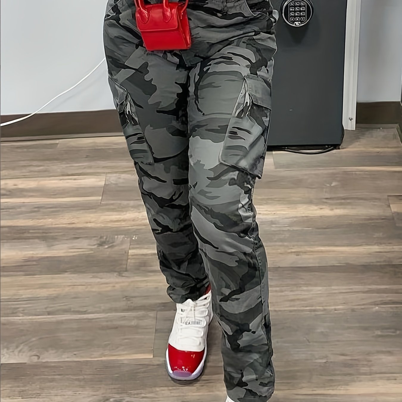 Camo Print Cargo Pants, Casual Long Length Versatile Pants With Pockets, Women's Clothing