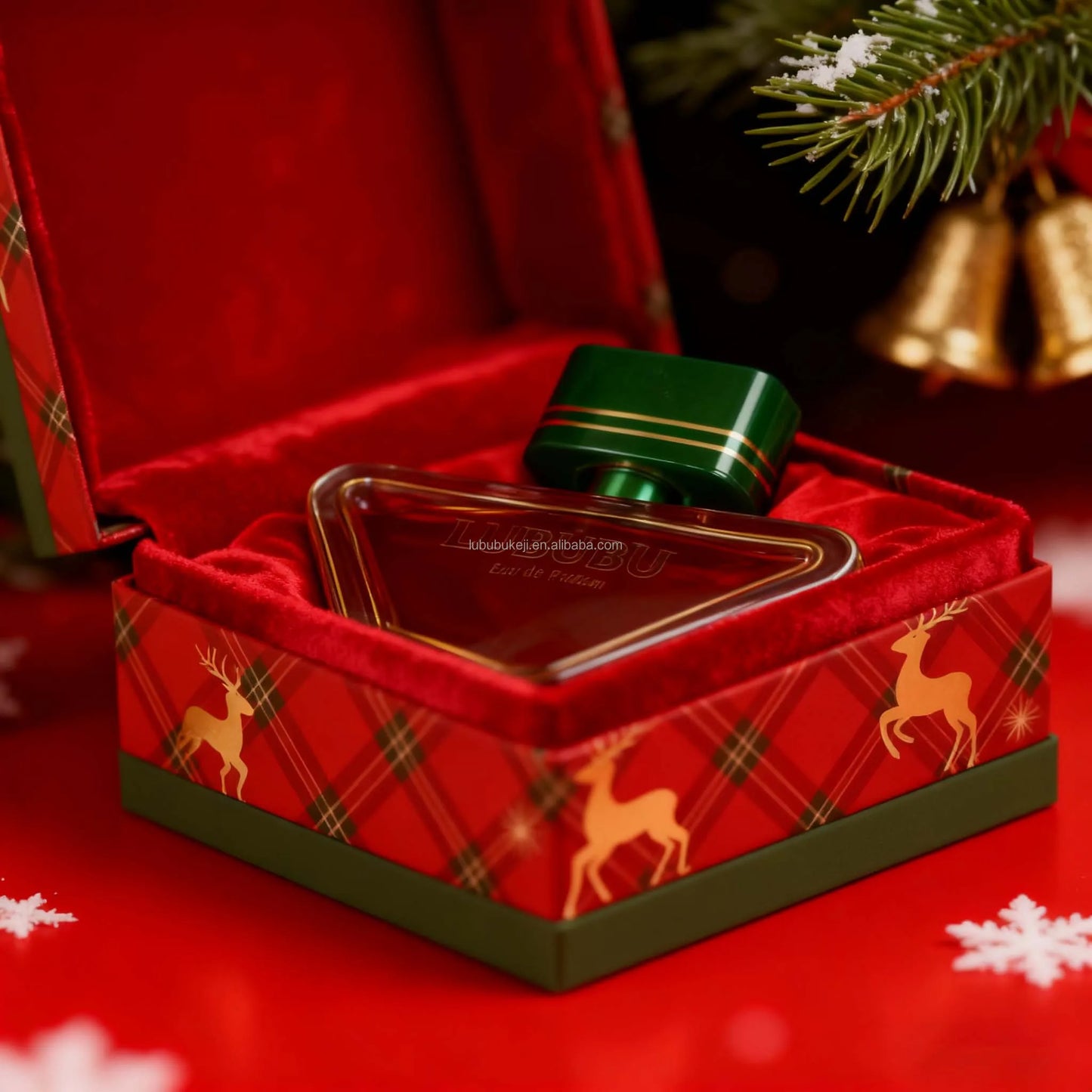 Q Premium Original High Christmas Limited Deodorant Luxurious Reindeer Patterned Gift Box Orange Blossom & Floral Aroma