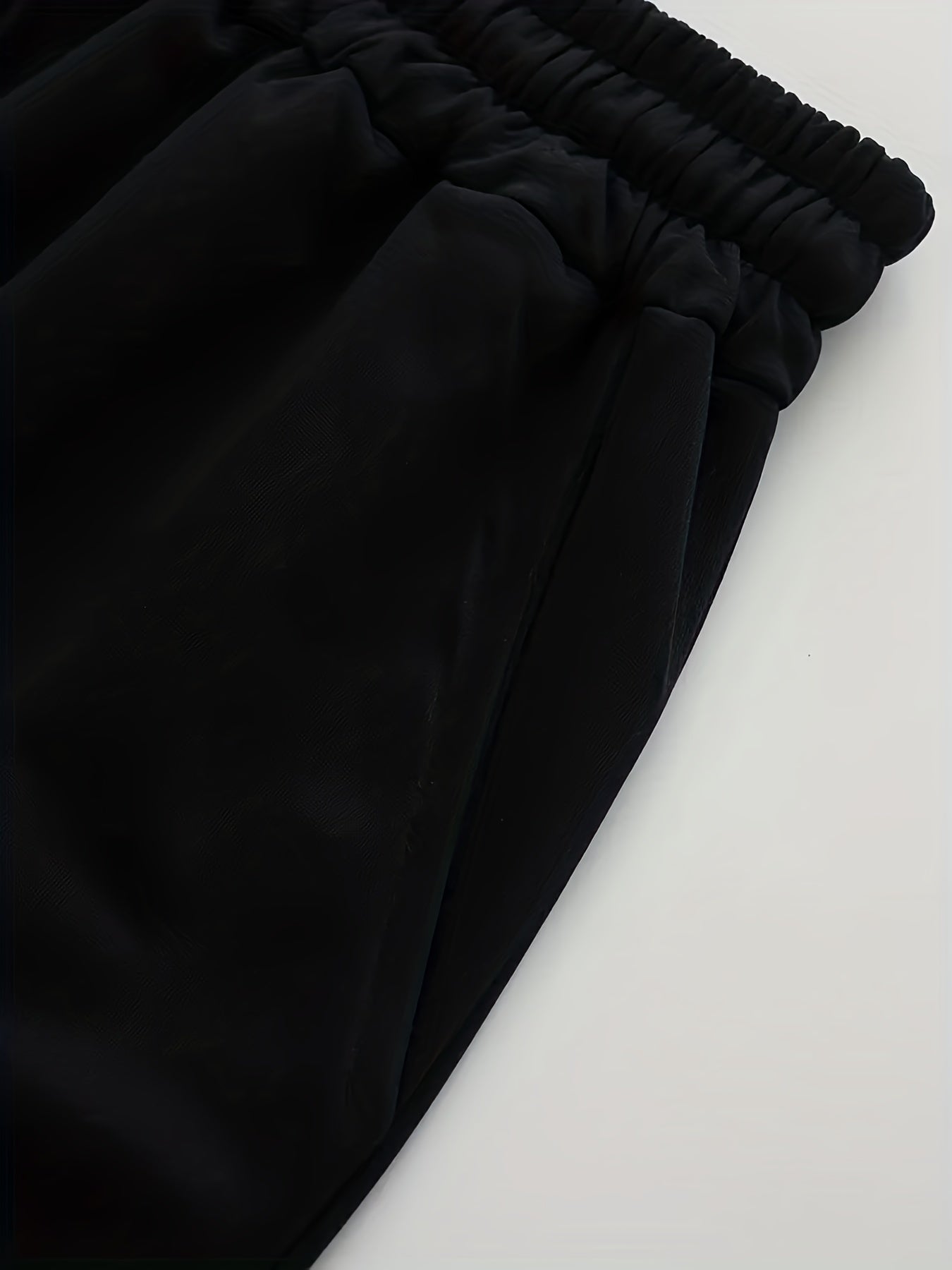 Stretchy Graphic Drawstring Shorts - Men's Comfortable Streetwear Pants for Casual Chic Style, Summer Fashion Outfits with Elastic Waistband and Relaxed Fit