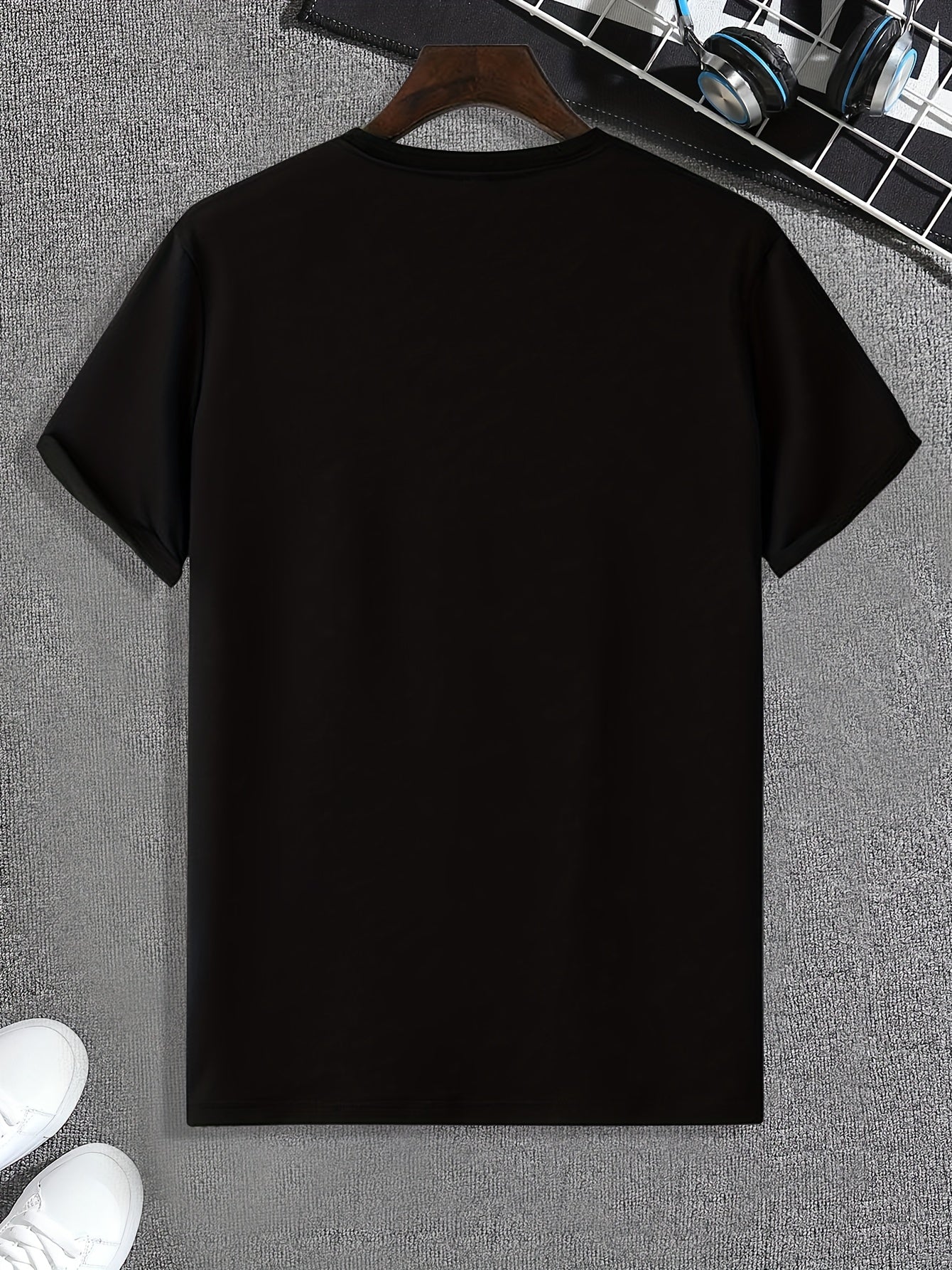 Funny Skeleton Print, Men's Graphic Design Crew Neck Active T-shirt, Casual Comfy Tees Tshirts For Summer, Men's Clothing Tops For Daily Gym Workout Running